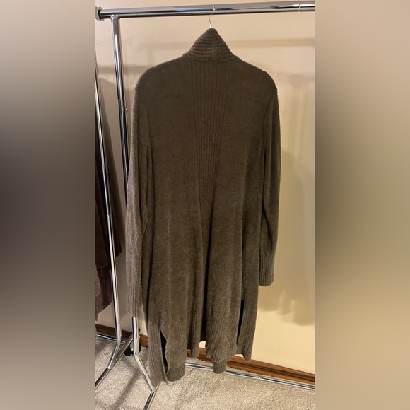 ✨Barefoot Dreams ~ CozyChic Lite Cardigan✨ - Picture 2 of 8